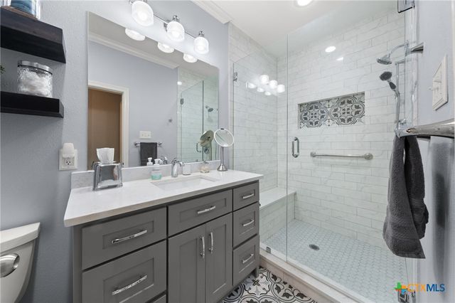 2215 Fox Glen Lane, Temple, TX 76502