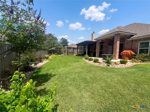 2215 Fox Glen Lane, Temple, TX 76502
