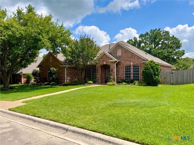 2215 Fox Glen Lane, Temple, TX 76502
