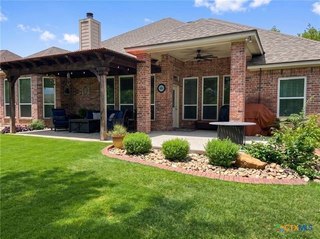 2215 Fox Glen Lane, Temple, TX 76502