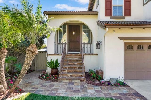 2201 Bay View Drive, Signal Hill, CA 90755
