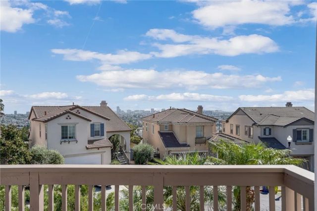 2201 Bay View Drive, Signal Hill, CA 90755