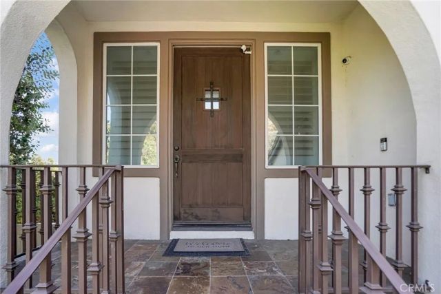2201 Bay View Drive, Signal Hill, CA 90755