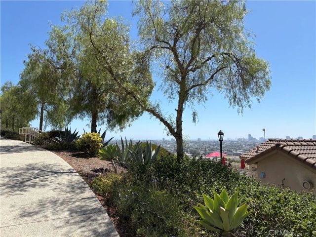 2201 Bay View Drive, Signal Hill, CA 90755