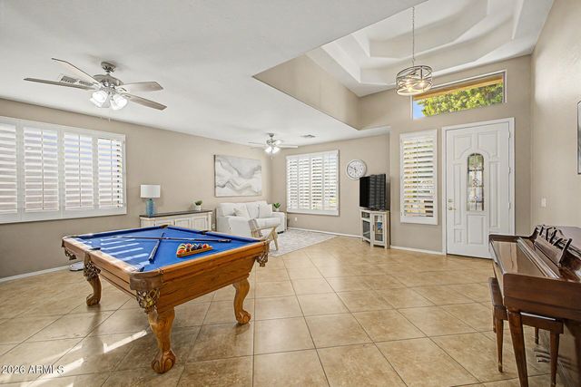 8039 W FOOTHILL Drive, Peoria, AZ 85383