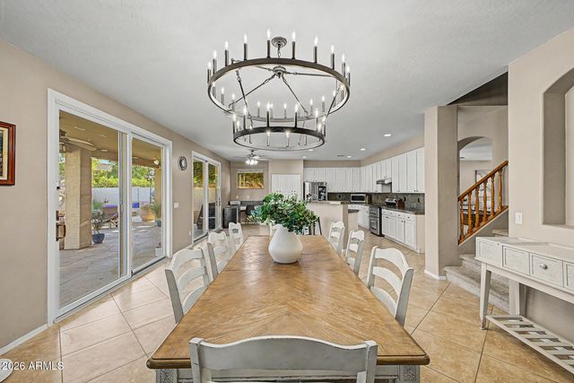 8039 W FOOTHILL Drive, Peoria, AZ 85383