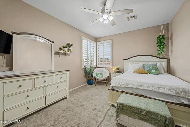 8039 W FOOTHILL Drive, Peoria, AZ 85383