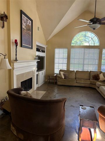 2443 Riverway Oak Drive, Houston, TX 77345