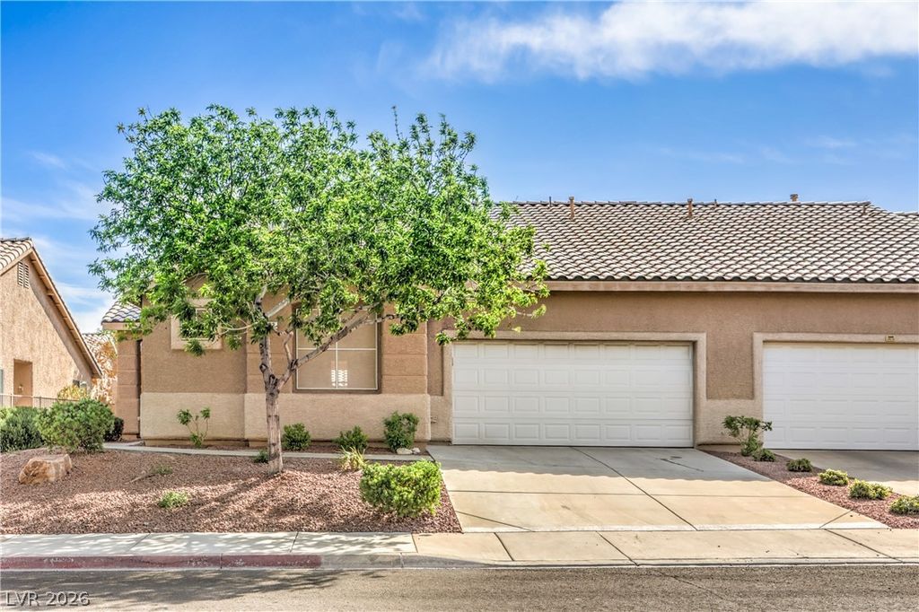 202 Twin Creek Street, Henderson, NV 89074 — exterior