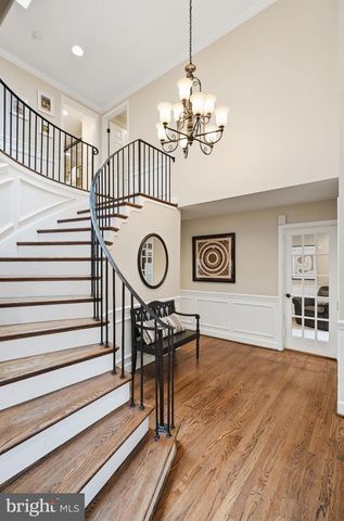 1 PADDOCK CT, Potomac, MD 20854