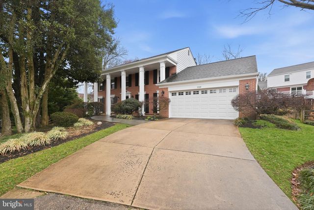 1 PADDOCK CT, Potomac, MD 20854