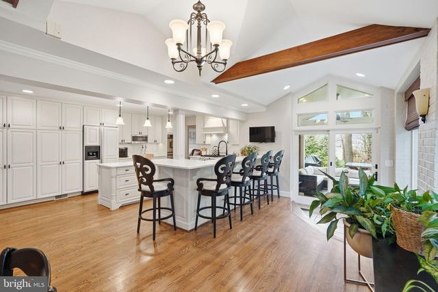 1 PADDOCK CT, Potomac, MD 20854