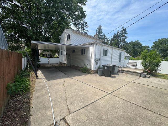 11920 Cavell Street, Livonia, MI 48150