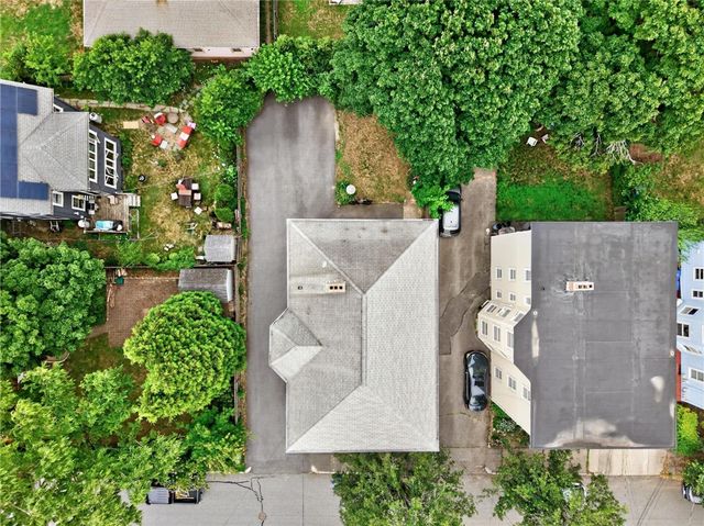 68 9th Street, Providence, RI 02906