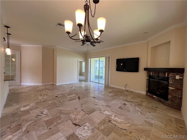 9376 S Deer Park Drive, Homosassa, FL 34446