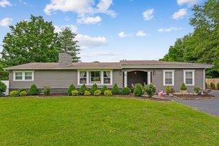 101 Hillwood Ln, Mcminnville, TN 37110