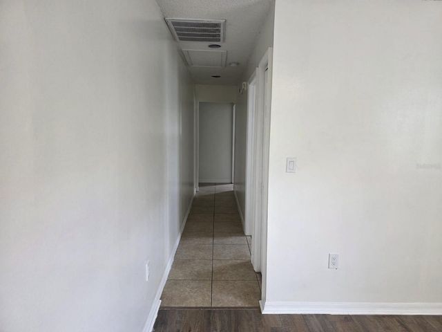 619 KNOWLES ROAD B, Brandon, FL 33511
