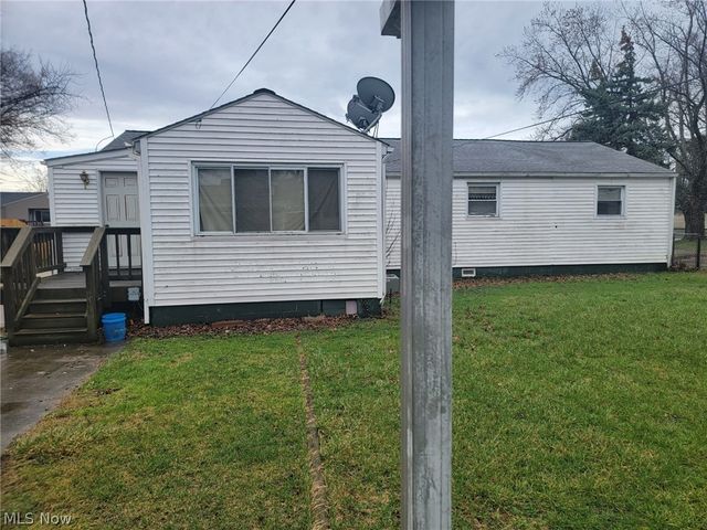 531 E 331st Street, Eastlake, OH 44095