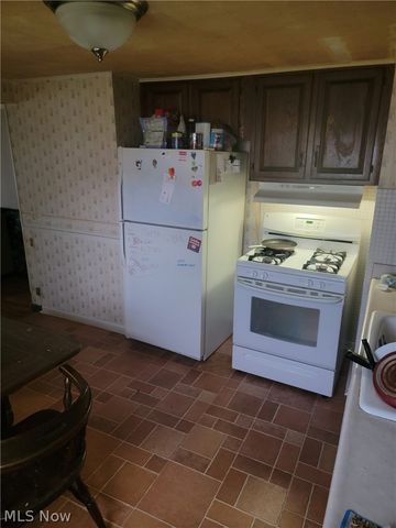 531 E 331st Street, Eastlake, OH 44095