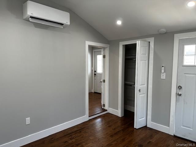 23 West Drive, Port Washington, NY 11050