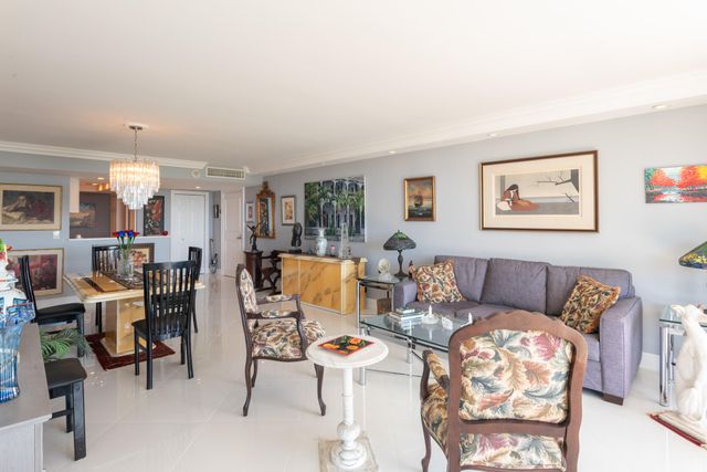 2400 Presidential Way 1506, West Palm Beach, FL 33401