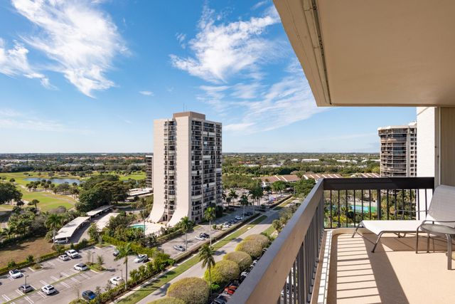 2400 Presidential Way 1506, West Palm Beach, FL 33401