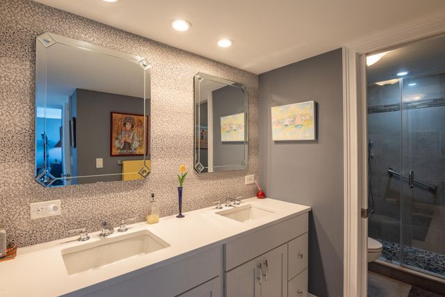 2400 Presidential Way 1506, West Palm Beach, FL 33401