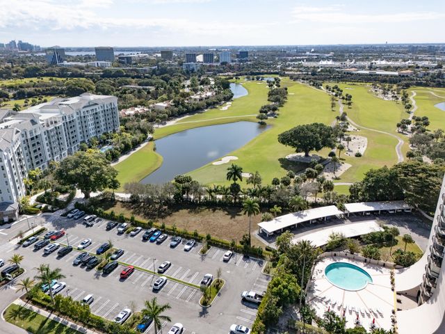 2400 Presidential Way 1506, West Palm Beach, FL 33401