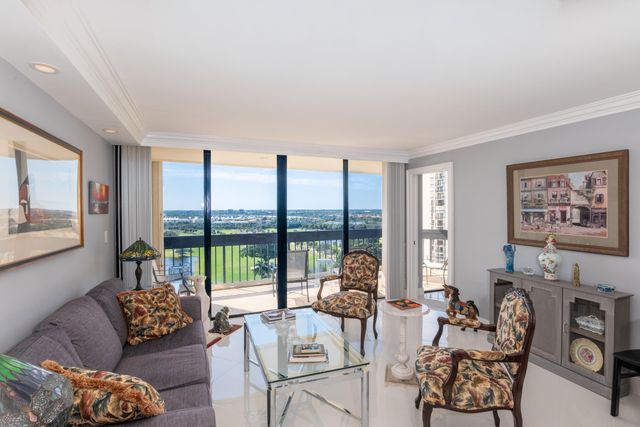 2400 Presidential Way 1506, West Palm Beach, FL 33401