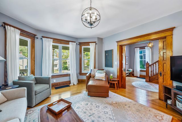 297 W William Street, Delaware, OH 43015