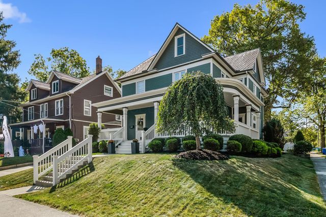 297 W William Street, Delaware, OH 43015