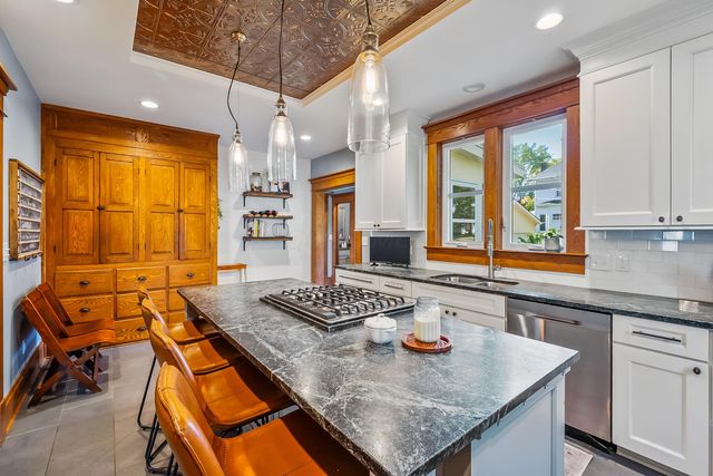 297 W William Street, Delaware, OH 43015