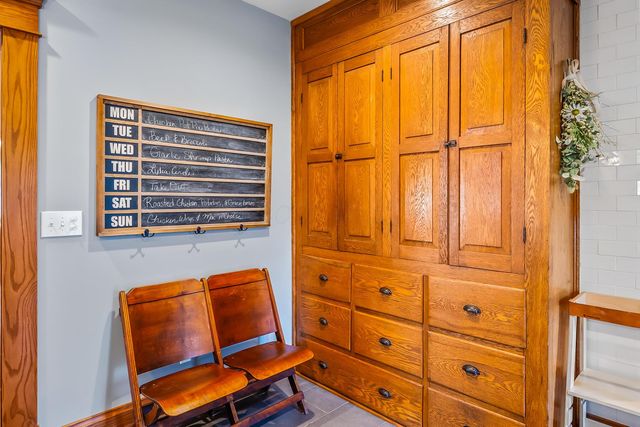 297 W William Street, Delaware, OH 43015