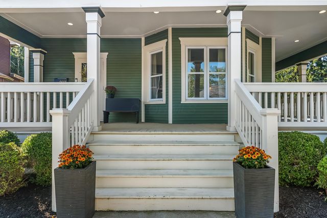 297 W William Street, Delaware, OH 43015