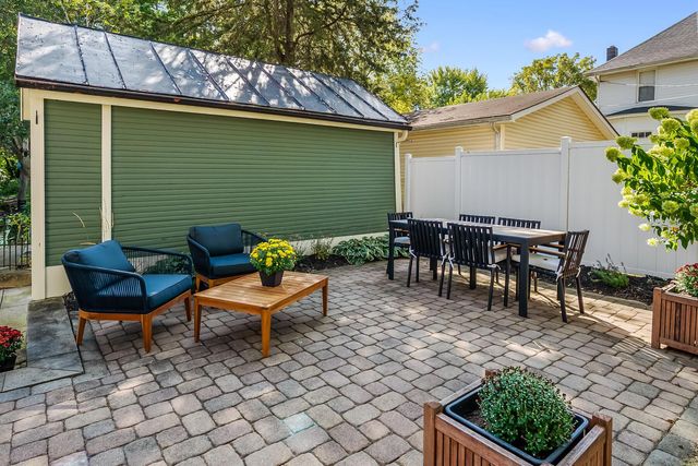 297 W William Street, Delaware, OH 43015