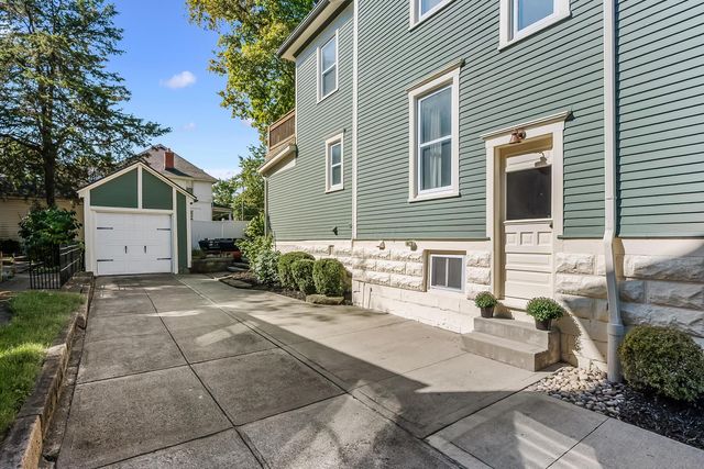 297 W William Street, Delaware, OH 43015