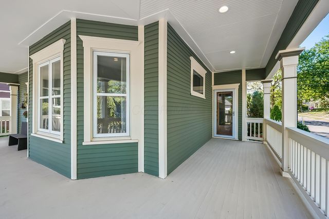 297 W William Street, Delaware, OH 43015