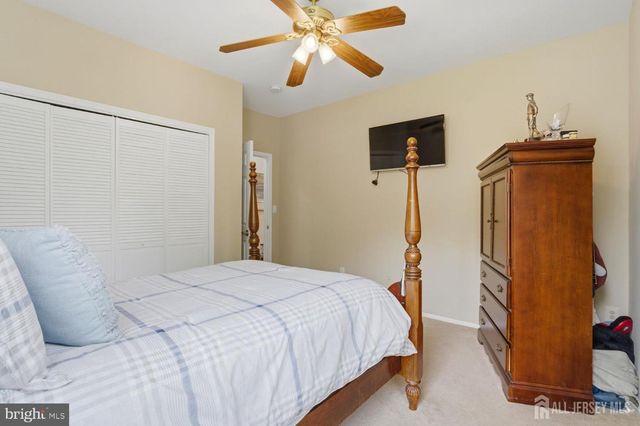 32 SCOTT DR, Monroe Township, NJ 08831