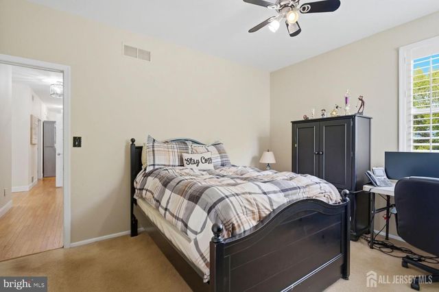 32 SCOTT DR, Monroe Township, NJ 08831