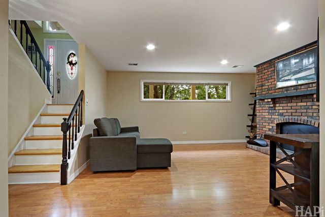1378 Volkamer Trail, Elk Grove Village, IL 60007