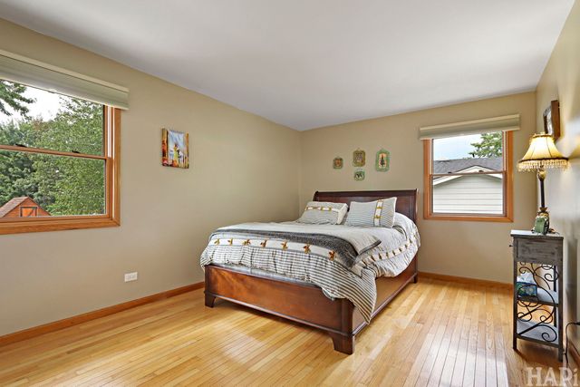1378 Volkamer Trail, Elk Grove Village, IL 60007