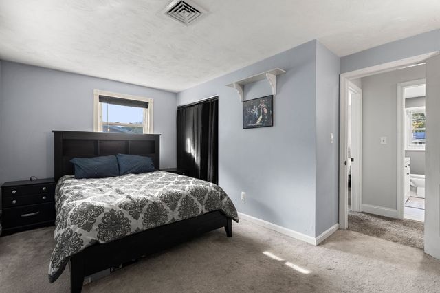 131 Elsie Rd, Brockton, MA 02032