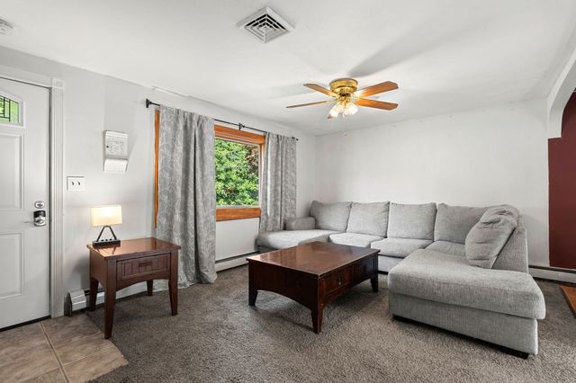 131 Elsie Rd, Brockton, MA 02032