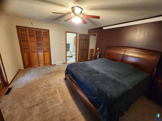 430 E Washington Ave Avenue, Salem, SD 57058