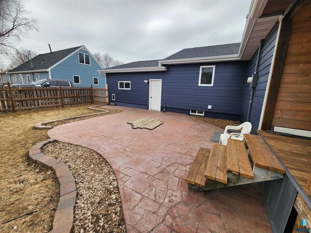 430 E Washington Ave Avenue, Salem, SD 57058