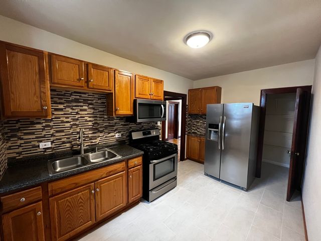 4305 W Palmer Street 3, Chicago, IL 60639