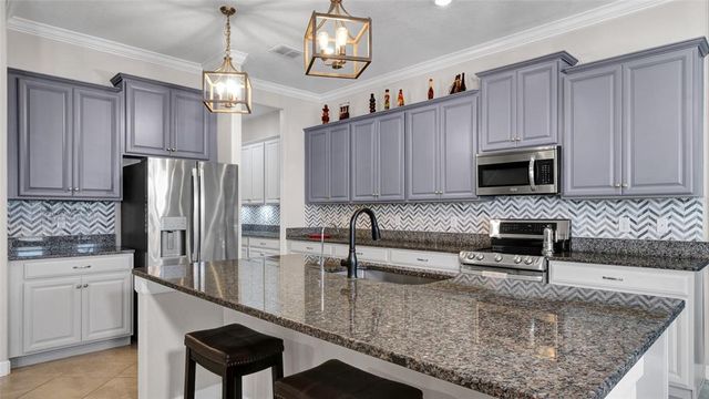 11720 NAVAJO SANDSTONE STREET, Riverview, FL 33579