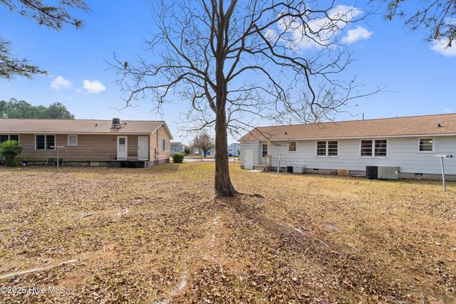 2270 Onslow Drive, Jacksonville, NC 28540