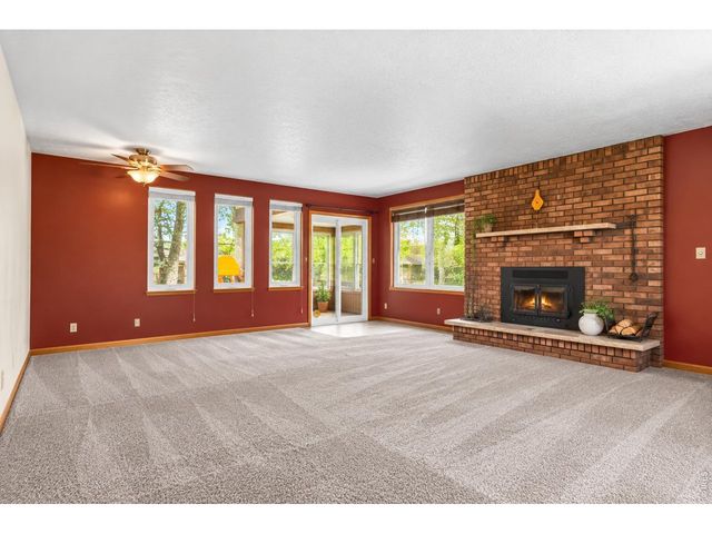 2821 W 24th St, Greeley, CO 80634