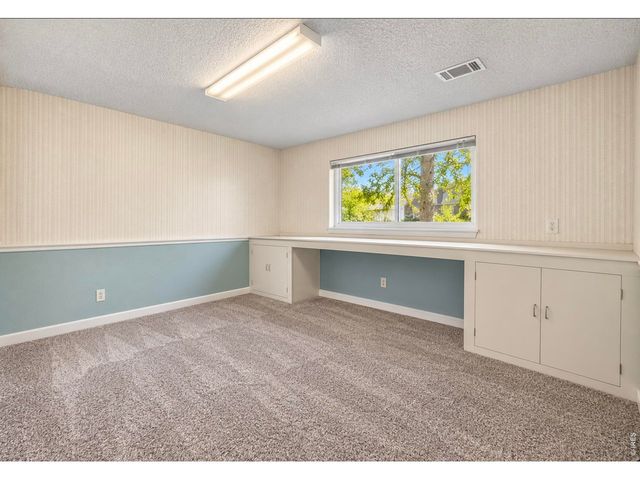 2821 W 24th St, Greeley, CO 80634